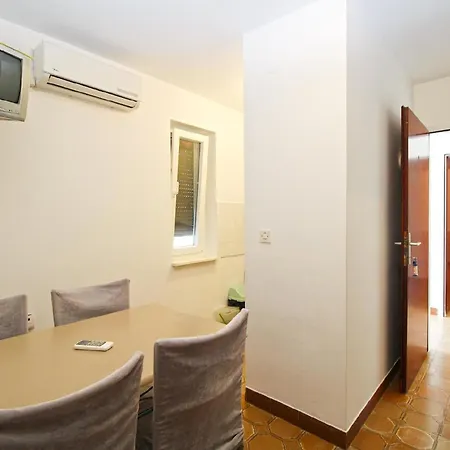 Fuer 4 Personen Ca 38 Qm In Pjescana Uvala, Istrien Istrische Riviera Apartment Pjescana Uvala