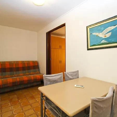 Fuer 4 Personen Ca 38 Qm In Pjescana Uvala, Istrien Istrische Riviera Pjescana Uvala